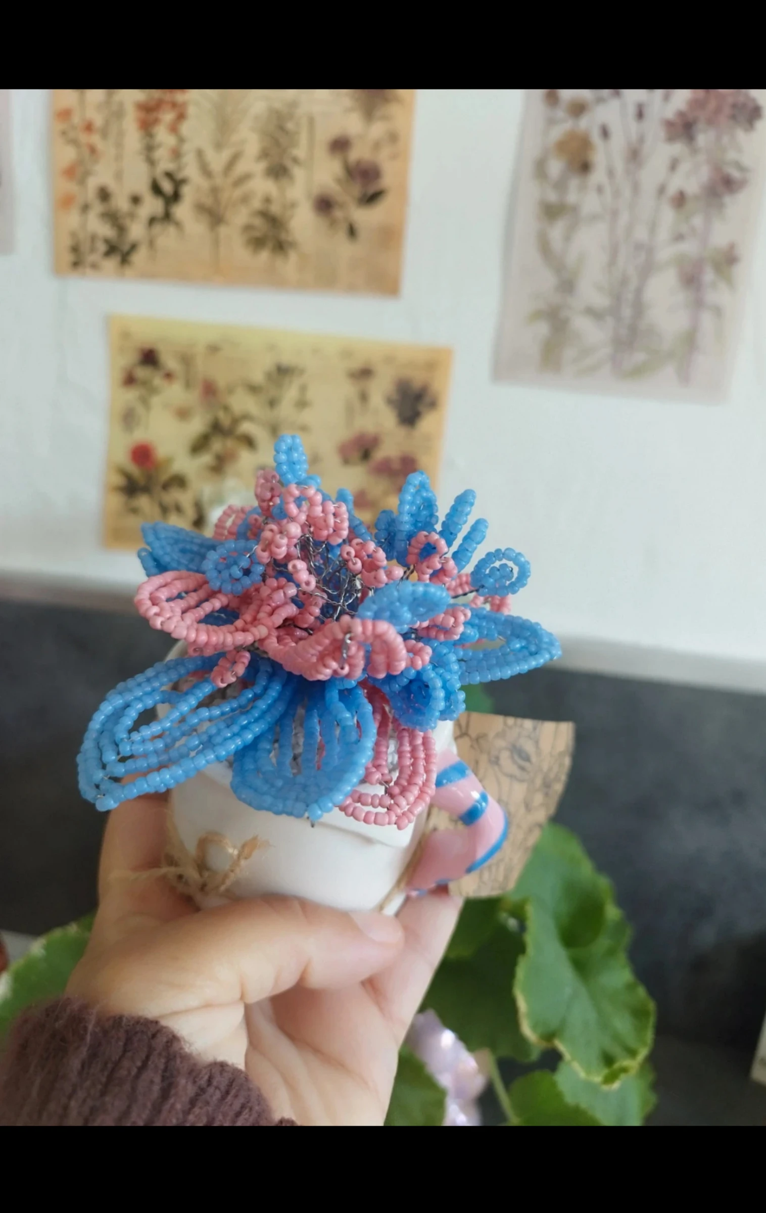 Flores de cuentas azules y rosas – photo 5